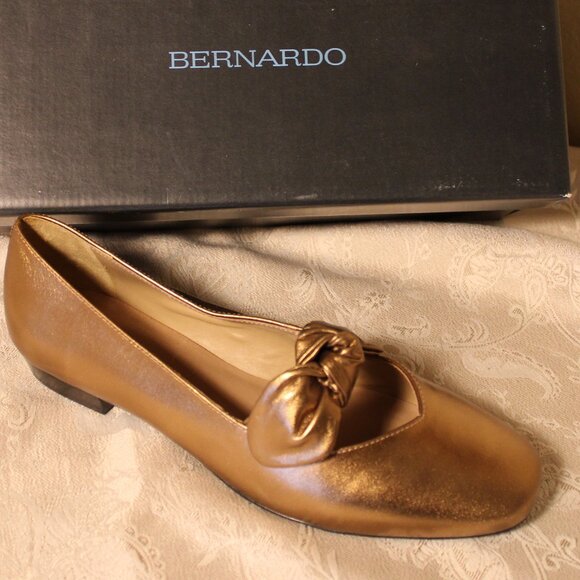 Bernardo - Leather Emersyn Dress Flats - Bronze Metallic Leather - Picture 1 of 8